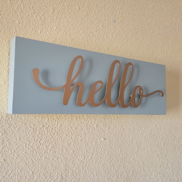 Hello Sign NWT - Picture 2 of 4